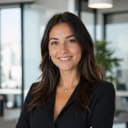 Lina Bouaziz, health consultant in modern professional setting